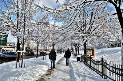 Bie bora e parë në Kosovë (FOTO)