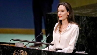 Jolie: Nuk mund të ketë paqe apo stabilitet në botë, kur shkelen të drejtat e grave
