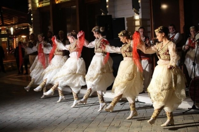 Ansambli folklorik “Tirana”, dy koncerte në teatrin Metropol