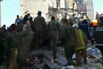 Nxirret një person i gjallë nga rrënojat, ekipi shpërthen në duartrokitje, 6 të tjerë akoma të bllokuar