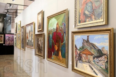 “Kruja dhe Skënderbeu”, veprat e 54 piktorëve shqiptarëve ekspozohen në Vlorë