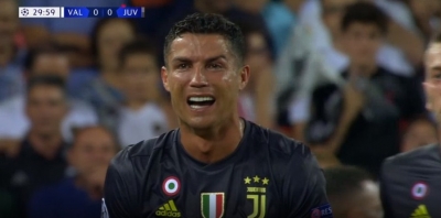 Ndëshkohet Ronaldo në ndeshjen debutuese me Juventusin në Champions