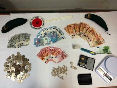 Shqiptari arrestohet duke negociuar çmimin e kokainës