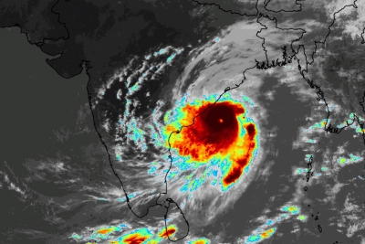 Janë 1 milion të evakuuarit për Fanin, ciklonin “e shekullit”