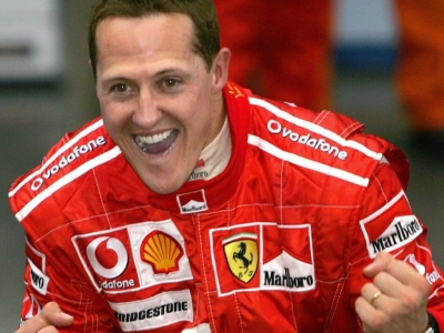 FOTO/ Lajm i bujshëm, Schumacher rikthehet në pistë