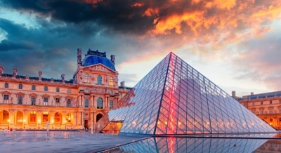 Paris, koronavirusi mbyll muzeun e Luvrit