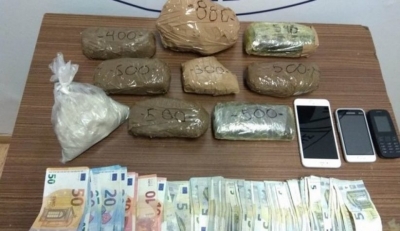 Transportonin drogë, kapet grekja, në kërkim një shqiptar