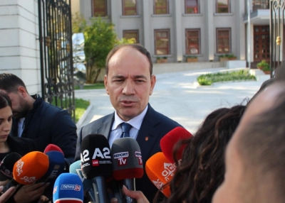 Ish-presidenti Nishani: Besnik Muçi, vijon të jetë anëtar i Kushtetueses