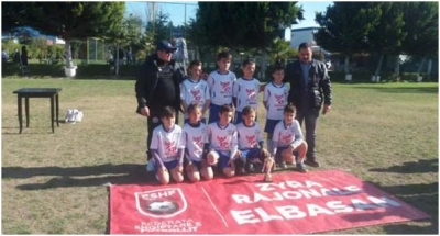 Akademia Junior Vlorë fitoi kupën “Pepa”
