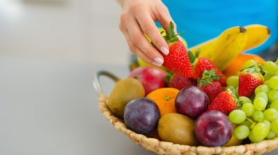 Duhet apo nuk duhet të konsumohen fruta në fund të një vakti?