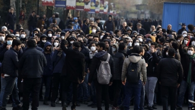A do të nxisin protestat në Iran një kryengritje popullore?
