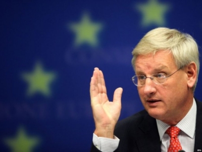Carl Bildt: Gjërat do të nxehen edhe më shumë kur Kosova të aplikojë për anëtarësim në BE