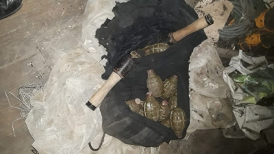 Kërcënon gruan me vrasje, i gjenden 27 granata në shtëpi