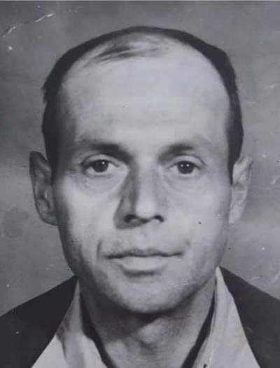 Uran Kostreci, foto e bërë në burg