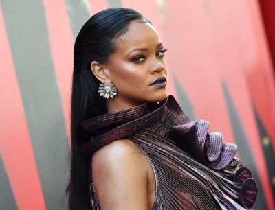 Rihanna i shkruan kancerlares Merkel, i kërkon ndihmë