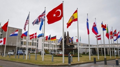 Tensionet, a mund të përjashtohet Turqia nga NATO?