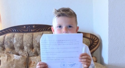 Gjeniu 6-vjeçar nga Kamenica që flet 7 gjuhë