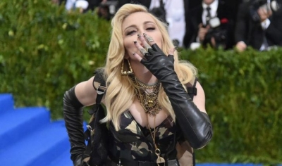 Përmes një klipi të shkurtër, Madonna paralajmëron albumin e ri