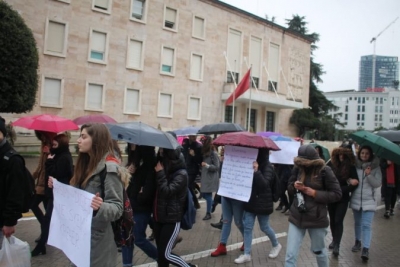 Studentët sërish sot në protestë. Marshimi nis nga Parlamenti