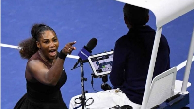 Ndëshkimi i Serena Williams në finale, vijojnë debatet në botën e tenisit