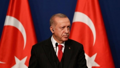 Erdogan kërcënon Evropën me refugjatët