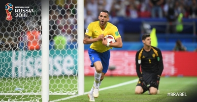 (VIDEO) Shpresë për Brazilin, shënon golin e parë