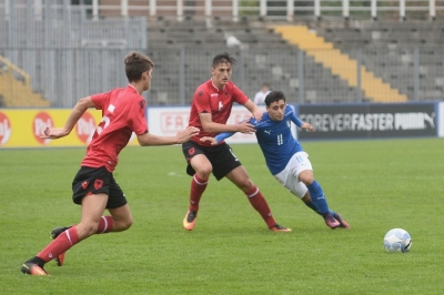 Futbollisti i Shqipërisë debuton si titullar te Verona