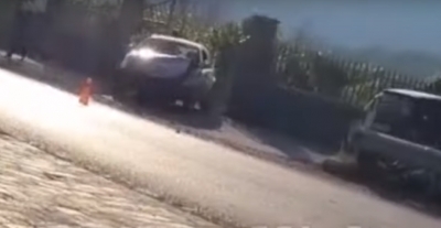 VIDEO/ Aksident në Elbasan – Librazhd, ka të plagosur