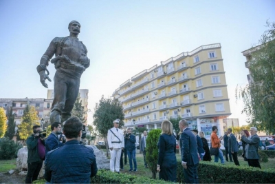 Haradinaj homazhe te shtatorja e Isa Boletinit në Shkodër, flet për ushtrinë