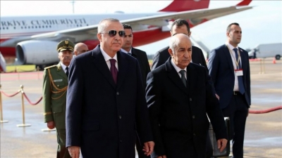 Erdoğan pritet me ceremoni zyrtare në Algjeri