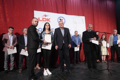 Kaltrinë Uka merr çmimin e dytë në konkursin letrar “Ora e Agimit”