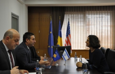 Izraeli mbështet arsimin në Kosovë
