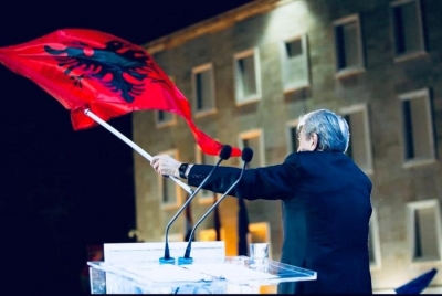 Berisha: Flamuri na fton për betejë