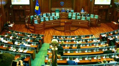 Kuvendi i Kosovës nuk voton rezolutën për korrigjim të kufijve
