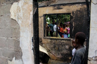 Zjarri në shkollë lë 27 fëmijë të vdekur