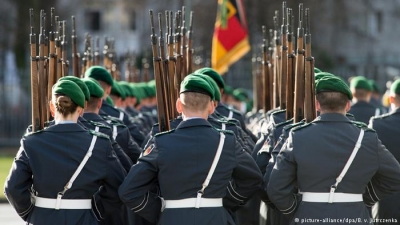 Mediat: Bundeswehr shqyrton rekrutimin e shtetasve të BE-së