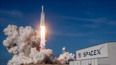 SHBA, Kompania amerikane “SpaceX” lëshon 60 satelitë në orbitë