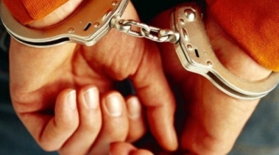 Goditi me grusht policin, arrestohet 43 vjeçari në Berat