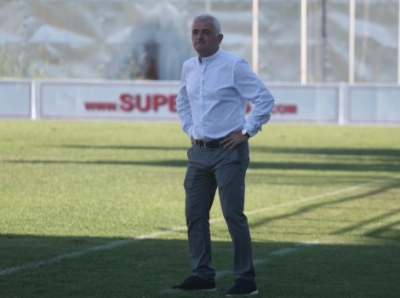 Trajneri kryeqytetas konfirmon largimin nga Laçi