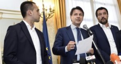 Kryeministri italian kërcënon me dorëheqje në Lega Nord dhe 5 Yjet nuk zgjidhin polemikat