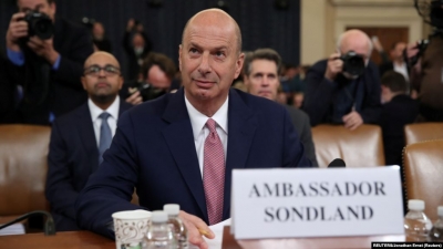 Ambasadori Sondland: Giuliani i vendosi parakushte Ukrainës