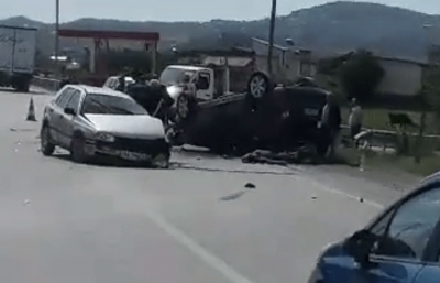 Aksident në Peqin-Elbasan, tre të plagosur rëndë