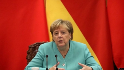 Merkel: Procesi i bashkimit të gjermanëve ende nuk ka përfunduar