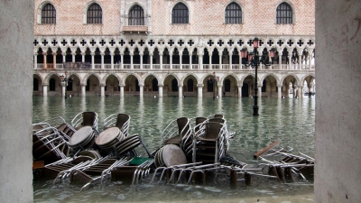 Përmbytjet në Venecia, pritet të shpallet gjendje e jashtëzakonshme