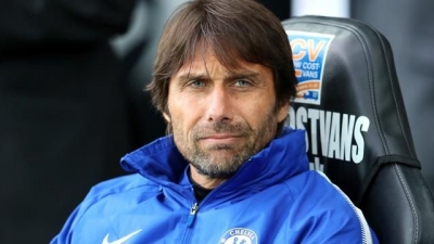 Zyrtare/ Chelsea shkarkon Antonio Conten dhe gjen zëvendësuesin