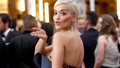 Rita Ora imazhi zyrtar i markës prestigjoze, publikon fotot provokuese