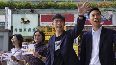 Forcat pro-demokratike fituese të zgjedhjeve në Hong Kong
