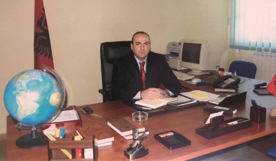 Skandali me emërimet në burgje, ish-drejtori i Burgut 313, Saimir Mulgeci: Dhe sa do të mbajnë hallkat e sistemit!
