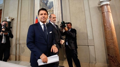 Conte formon qeverinë e re të koalicionit, mbetet jashtë “Lega” e Salvinit