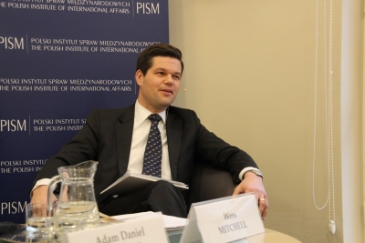 Mitchell: BE të shtojë presionin, Kosovë - Serbi përfundon me njohje